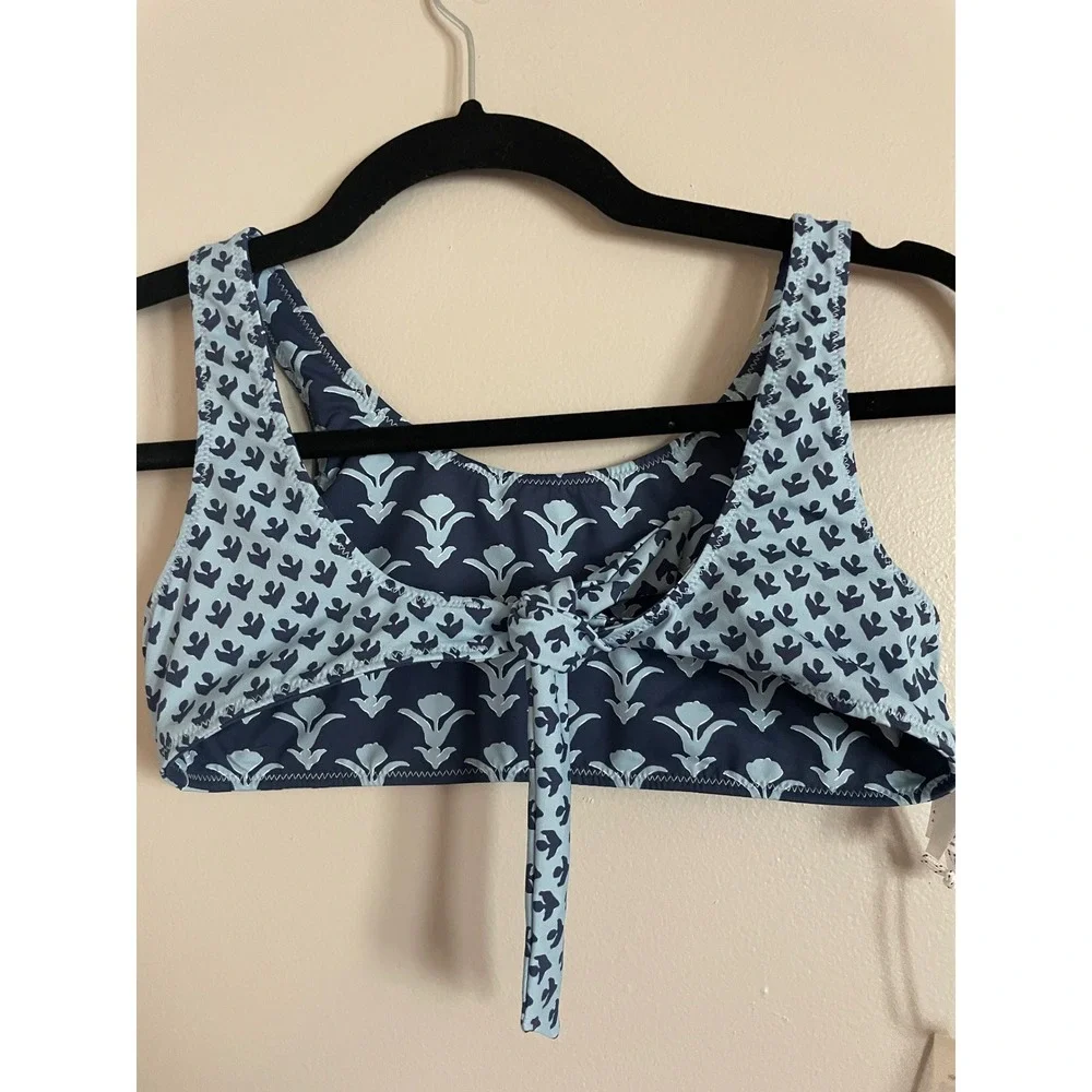 Vineyard Vines Girls Reversible Bikini Top Blue Floral Performance NWT‎ S 7-8
